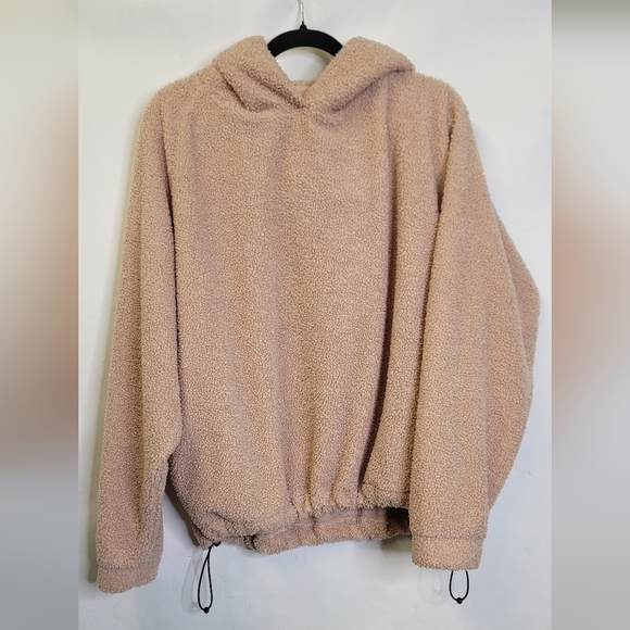 Standard Cloth faux Sherpa hoodie - Picture 2 of 14